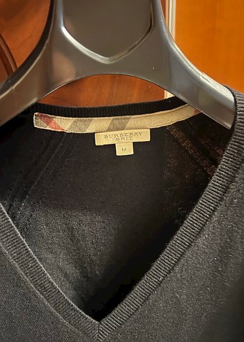 Burberry V Yaka Kazak - Görsel 2