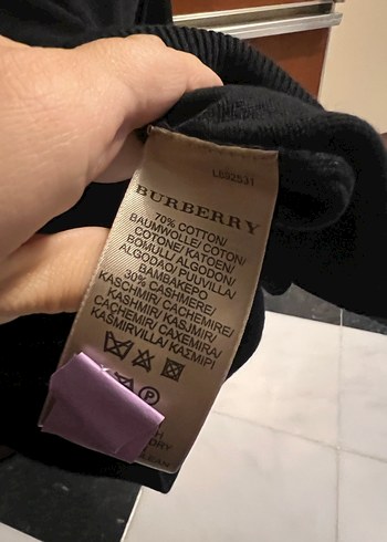 Burberry V Yaka Kazak - Görsel 5