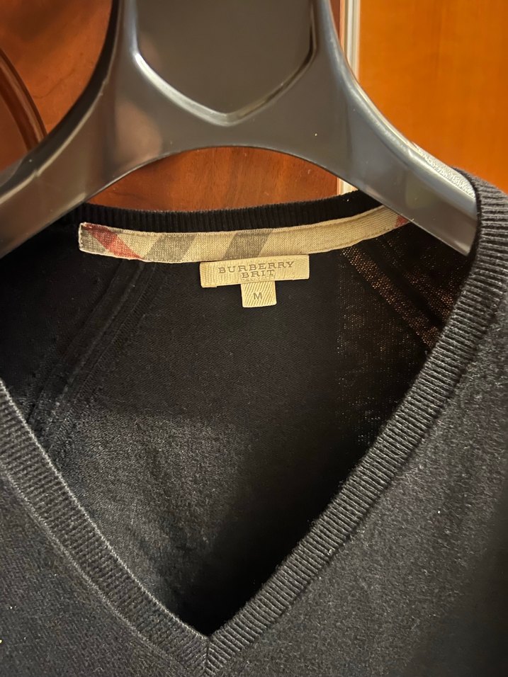 Burberry V Yaka Kazak - Görsel 2