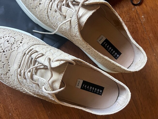 38 Beden ten rengi Renk Fratelli Rossetti Sneakers
