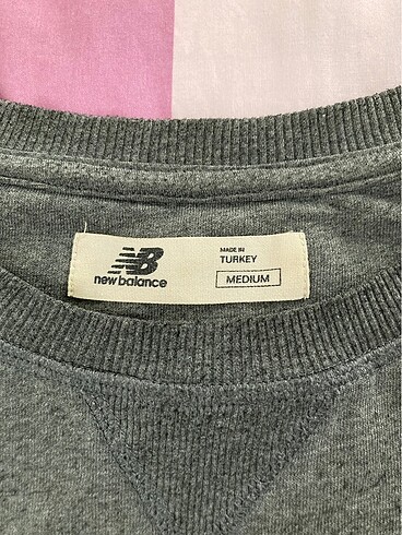 m Beden New Balance Sweatshirt