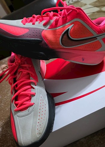 Nike Pembe Elastik Bağcıklı Basketbol Ayakkabısı