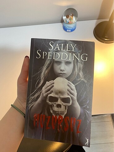 HUZURSUZ-Sally Spedding