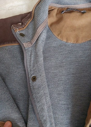 Gri Düğmeli Erkek Hırka - Görsel 2