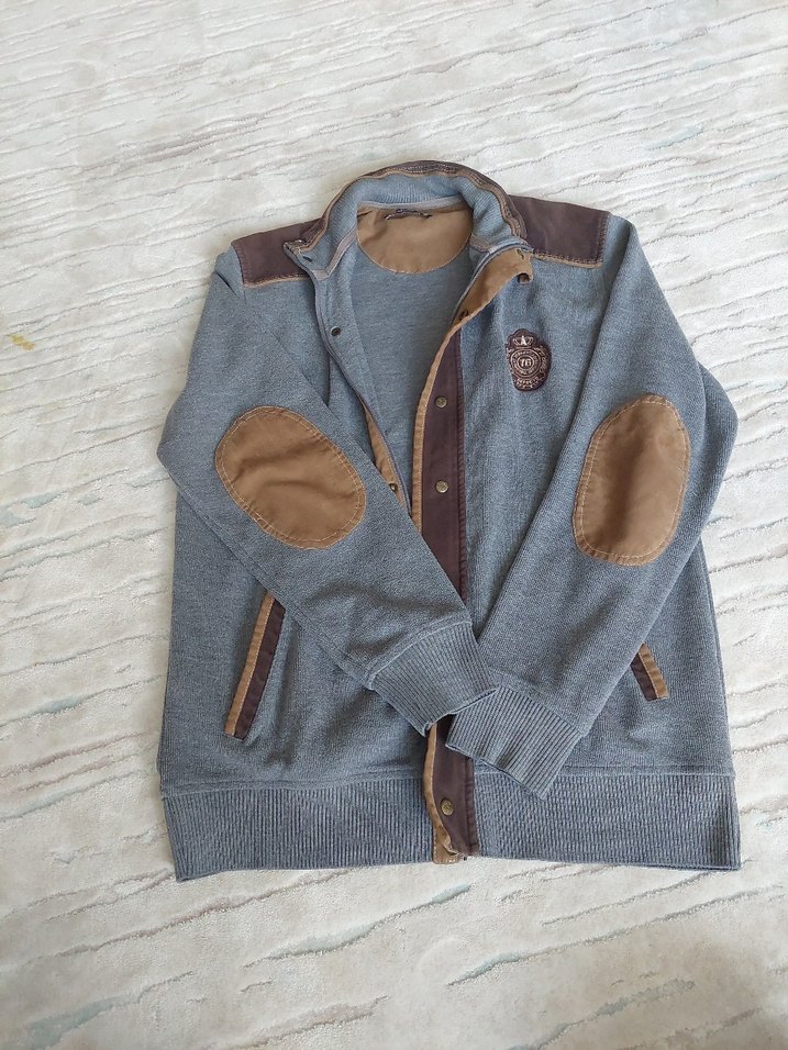 Gri Düğmeli Erkek Hırka - Görsel 4