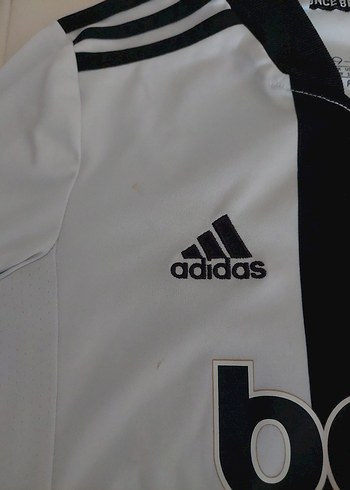 Erkek çocuk Kısa Kollu orjinal Beşiktaş Forma 8 yaş - Görsel 5