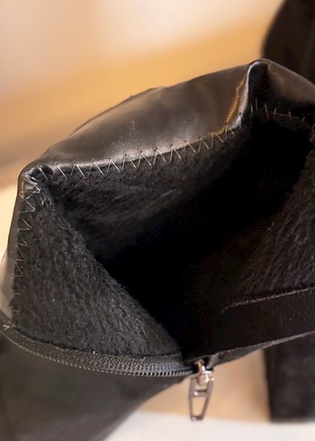 Siyah Süet Tokalı Blok Topuklu Kadın Bot - Görsel 4