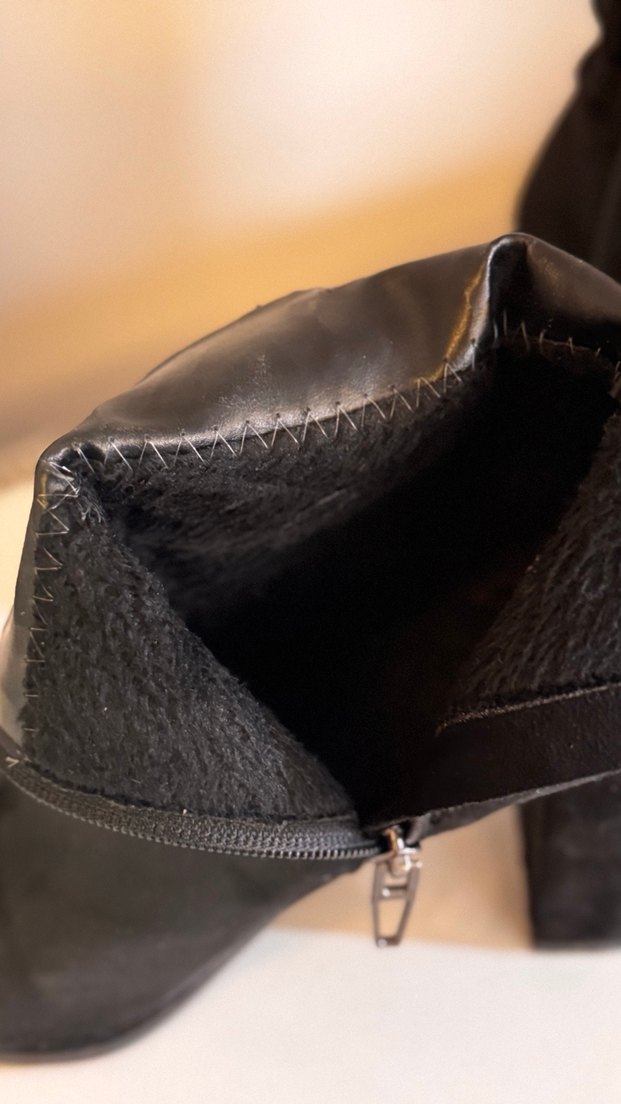 Siyah Süet Tokalı Blok Topuklu Kadın Bot - Görsel 4