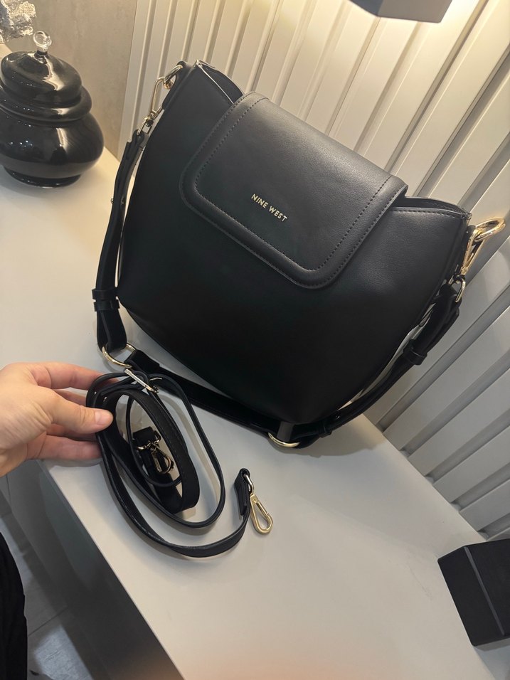 Kemer Detaylı Siyah Deri Kadın Çanta - Görsel 4