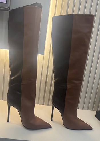 Kahverengi Çizgili Dizüstü Deri Çizme - Görsel 4