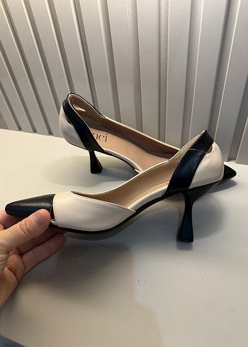 Beyaz Siyah Topuklu Kadın Stiletto - Görsel 6