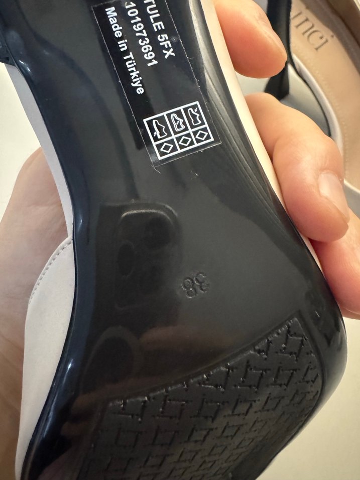 Beyaz Siyah Topuklu Kadın Stiletto - Görsel 3