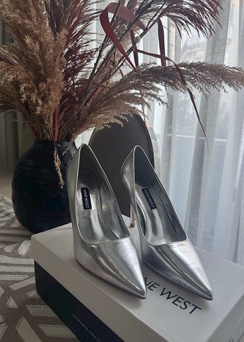 37 Beden gri Renk Gri Parlak Metal Topuklu Stiletto