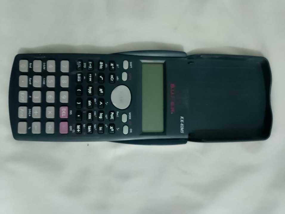 Siyah Hesap Makinesi çok foksiyonlu çalışır durumda - Görsel 4