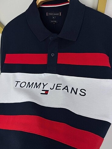 TOMMY JEANS POKO YAKA TİŞÖRT