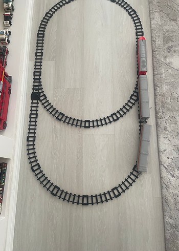  Beden Kırmızı Elektronik Sesli Model Tren Seti