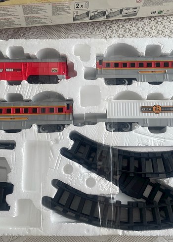  Kırmızı Elektronik Sesli Model Tren Seti