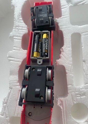  Beden Renk Kırmızı Elektronik Sesli Model Tren Seti