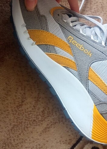 Reebok spor ayakkabı