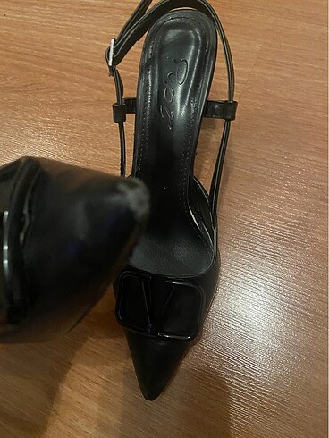 37 Beden Valentino model topuklu ayakkabı