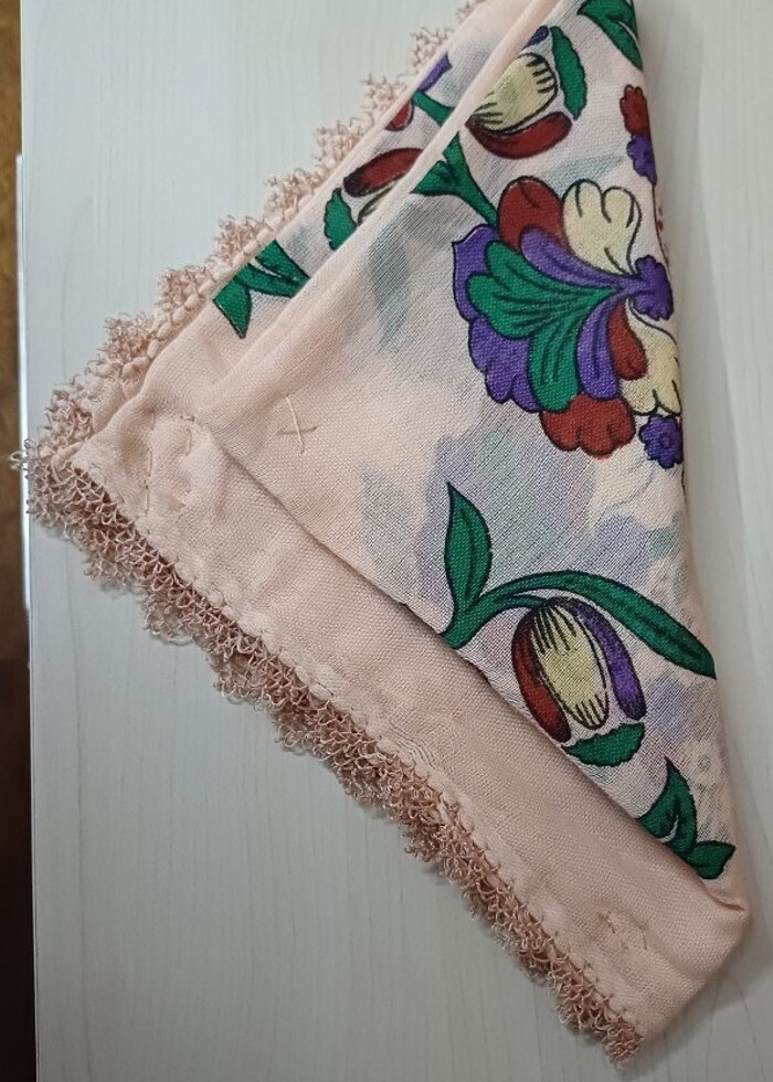 Elişi,sandıktan çeyizlik eşarp - Görsel 3