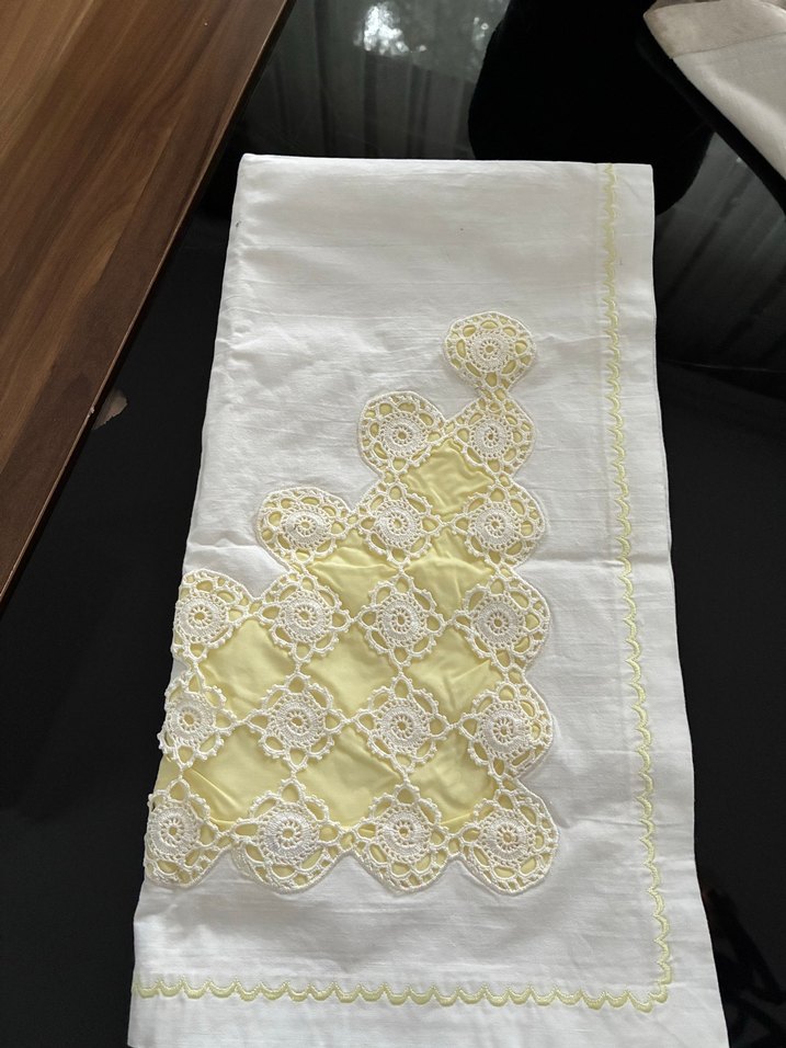 İşlemeli bohça yanında mutfak havlusu hediye - Görsel 2