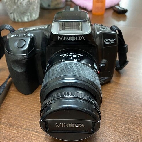 Minolta analog fotoğraf makinesi