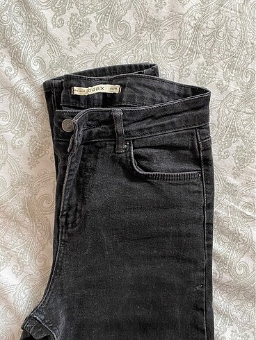 mom jean