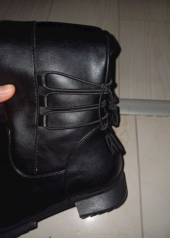 36 Beden siyah Renk Kadın Siyah Deri Çizme