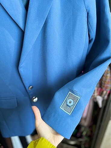 Zara Mavi kol detaylı blazer ceket