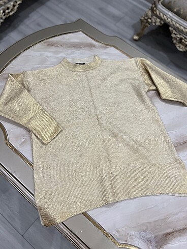 Gold simli kazak