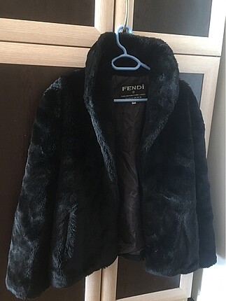 Fendi Siyah Kürk