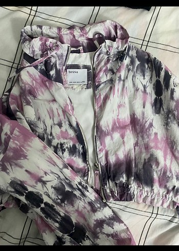 Bershka 36