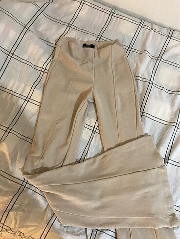 Bershka ispanyol paça pantolon