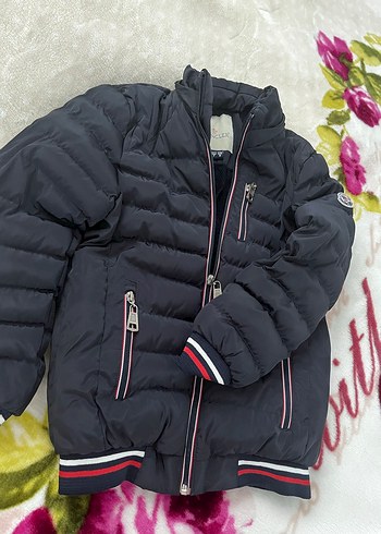 Moncler 7 Yaş