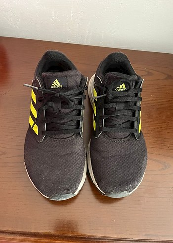 39 Beden sarı Renk Adidas Spor Ayakkabı