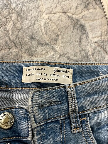 Stradivarius Jean Kot