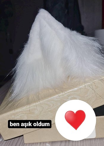 Beyaz Peluş Kedi Aksesuarı Kulaklar vs - Görsel 2