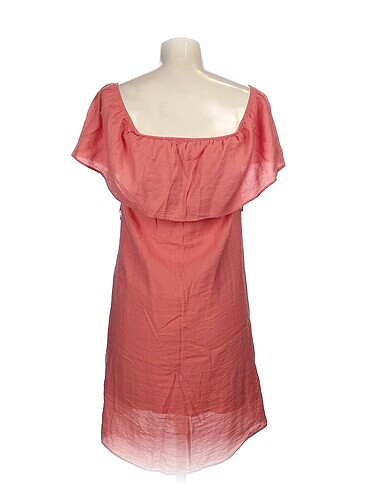 m Beden PreLoved Kısa Elbise %70 İndirimli.