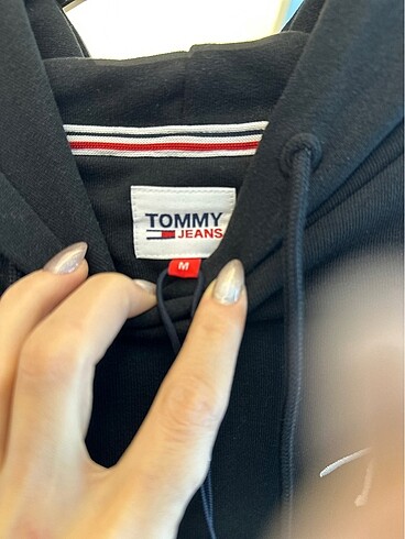 m Beden Tommy Hilfiger Sweatshırt