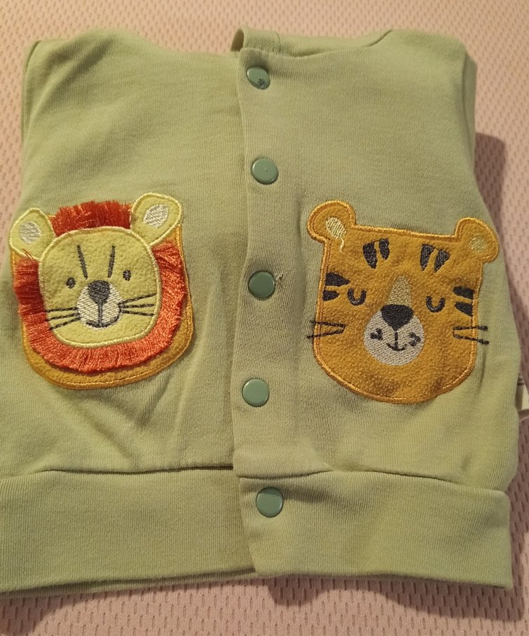 Renkli Nakışlı Düğmeli Yeşil pamuklu bebe takım - Görsel 2