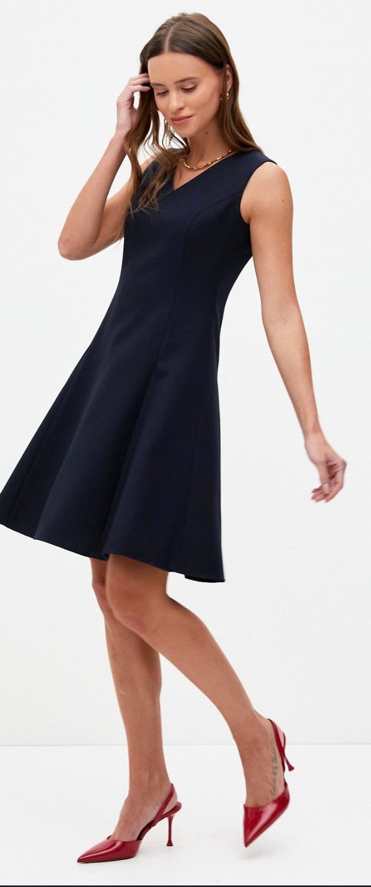 Hafif parlak siyah V Yaka Midi Elbise - Görsel 2