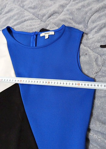 Renk Bloklu V Yaka Midi Kalem Elbise - Görsel 9