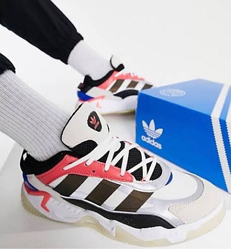 Adidas niteball 2.0 //