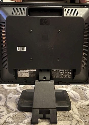 Siyah HP Monitör - Görsel 2