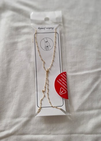 Zincir Detaylı Altın Renk Kadın El Zinciri - Görsel 2