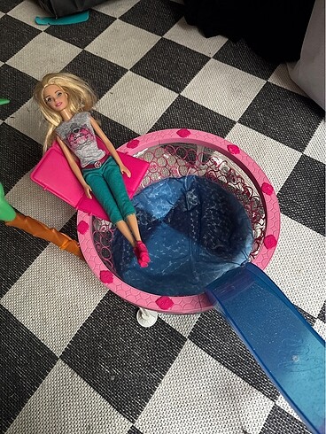 Barbie Havuz Seti