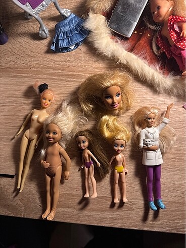 Barbie Bebek