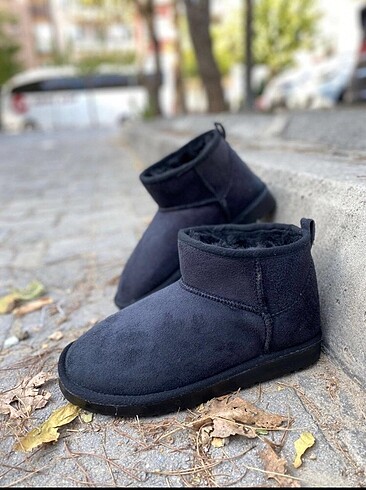 Ugg bot