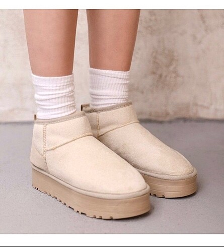Ugg Ugg bot